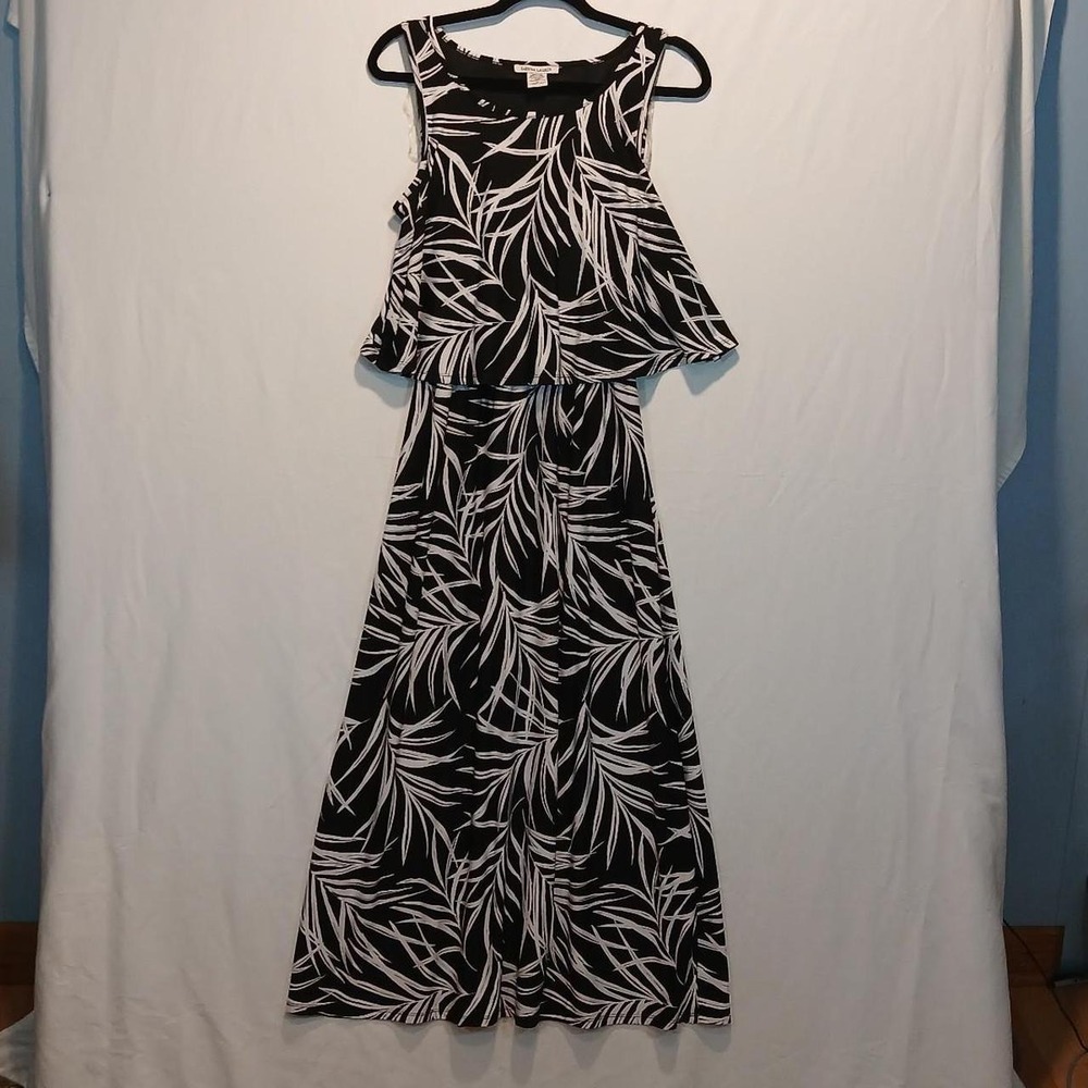 Sabrina Lauren M Sleeveless Maxi Dress floral print tropical vacation beach boho